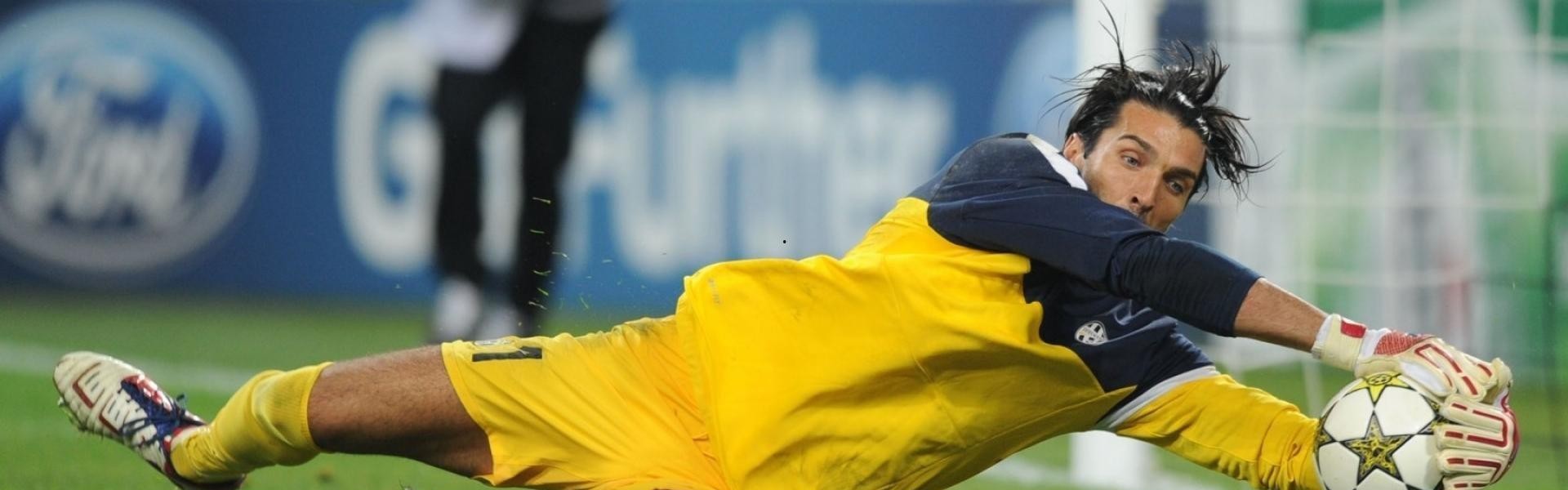 aoke：邓肯-罗宾逊谈活塞重建，团队氛围唤起大学记忆 期待康宁汉姆引领未来