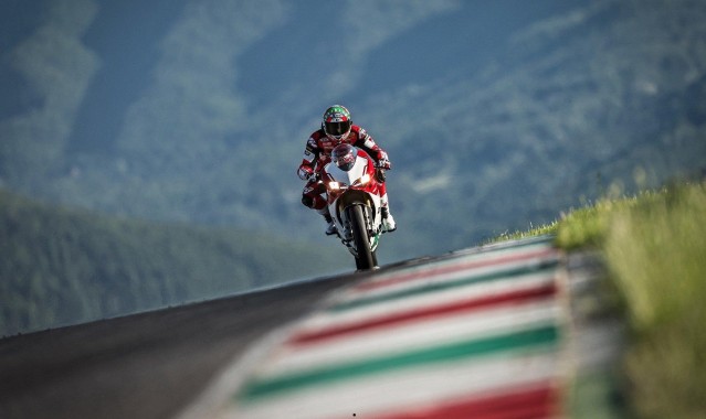 澳客网：德马科斯独家专访，揭秘尼科的反潮流选择，拒绝豪门诱惑背后的智慧与远见