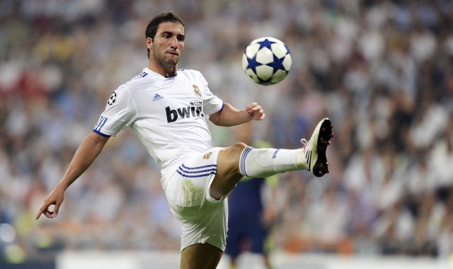 官方澳客网：英超赛季最佳扑救候选揭晓，拉亚、奥纳纳、大马丁与凯帕的惊天一扑